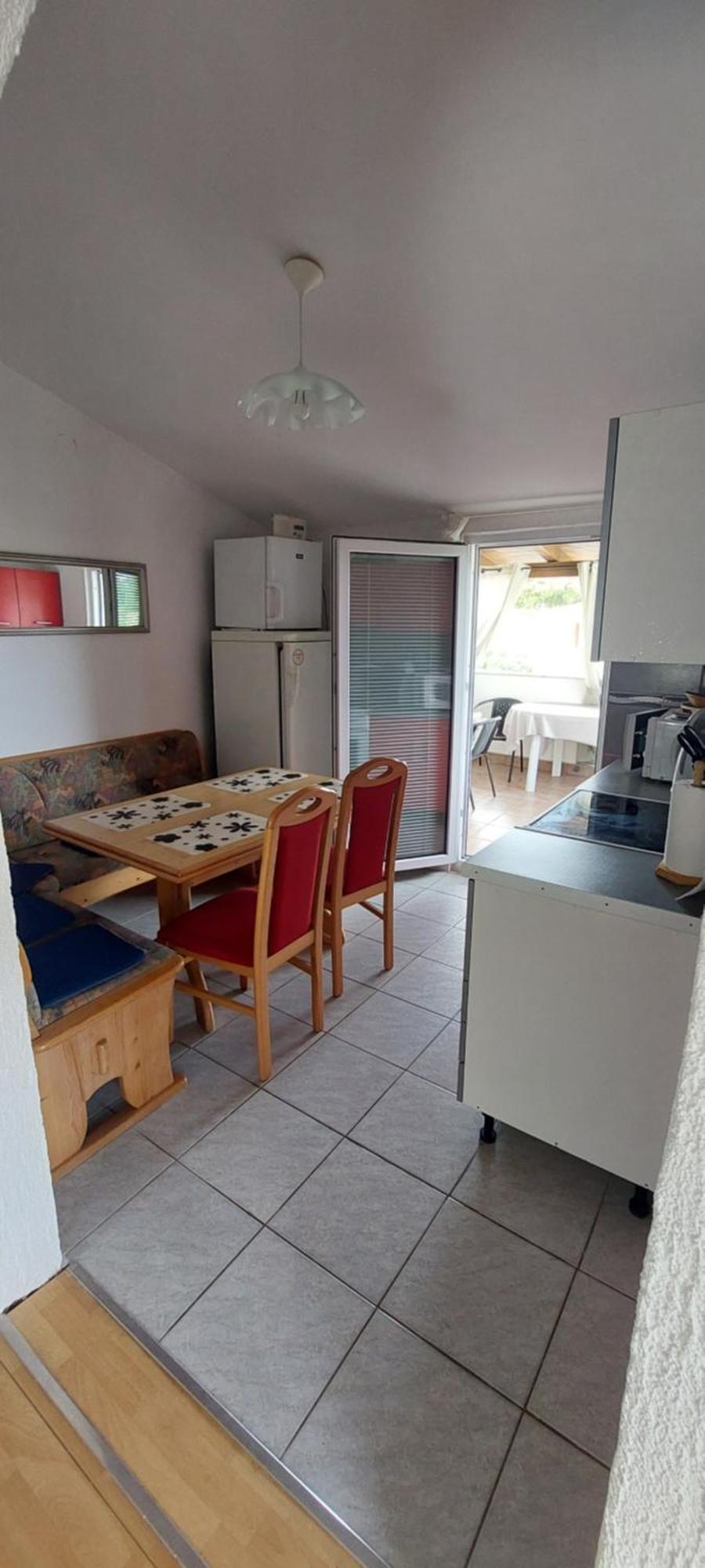 Apartman Jelena Vir Exteriör bild
